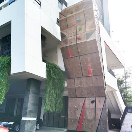 Cordova Suites スマラン エクステリア 写真